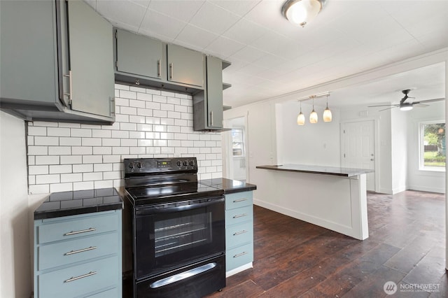 325 NW 2nd Ave, Kelso, WA 98626 - kitchen featuring black electric range, dark wood-style floors, backsplash, a ceiling fan, and gray cabinetry