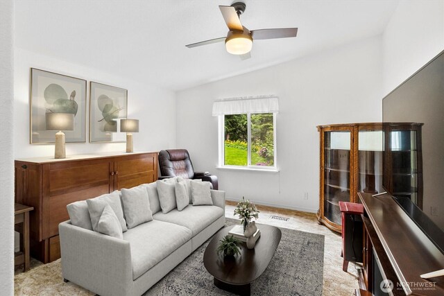 495 Lakeside Dr, Sedro Woolley, WA 98284 - living area featuring vaulted ceiling and a ceiling fan