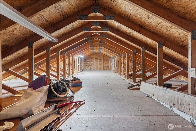 9712 126th St E, Puyallup, WA 98373 - view of attic