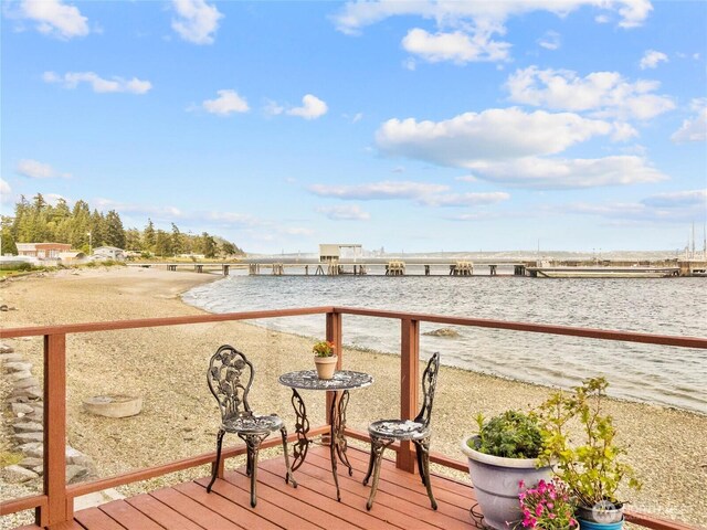 8609 E Caraway Rd, Port Orchard, WA 98366 - deck with a water view