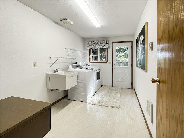 2147 Beverly Blvd, Shelton, WA 98584 - laundry area with washing machine and dryer