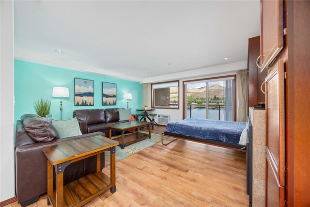 322 W Woodin Ave Unit 632, Chelan, WA 98816 - bedroom featuring access to exterior and light wood-style floors