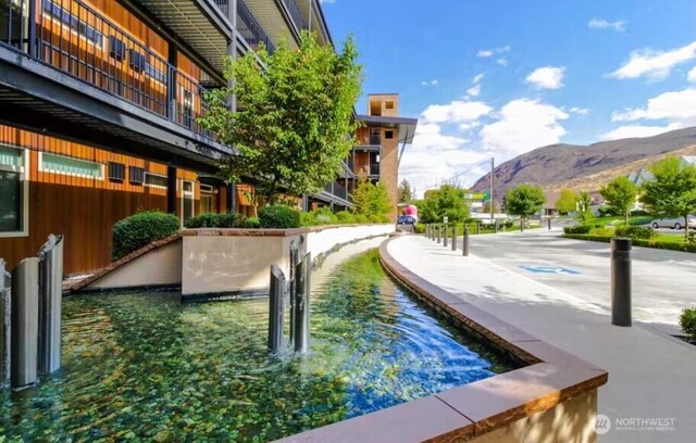 2220 W Woodin Ave Unit 303, Chelan, WA 98816 - view of home's community featuring a mountain view