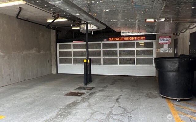 2220 W Woodin Ave Unit 303, Chelan, WA 98816 - view of parking garage