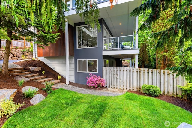 18510 NE 15th Pl, Bellevue, WA 98008 - rear view of property featuring a balcony