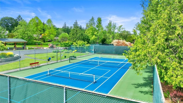 18510 NE 15th Pl, Bellevue, WA 98008 - view of tennis court
