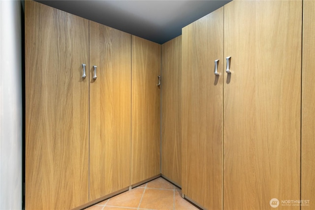 2011 E Cherry St, Seattle, WA 98122 - view of closet