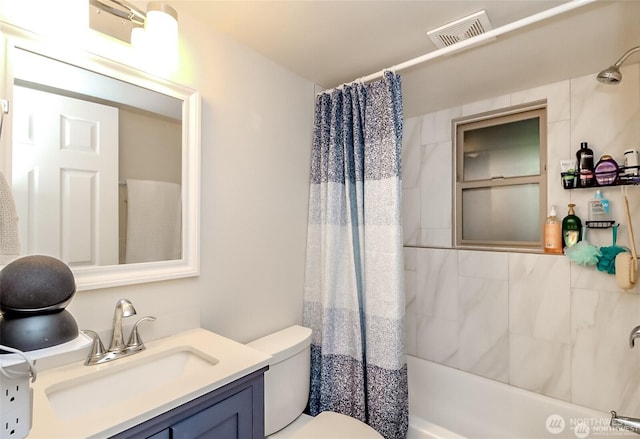 3834 175th Ave NE Unit G16, Redmond, WA 98052 - bathroom with vanity, toilet, and shower / bathtub combination with curtain
