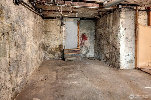 4604SW Lander St, Seattle, WA 98116 - view of unfinished below grade area