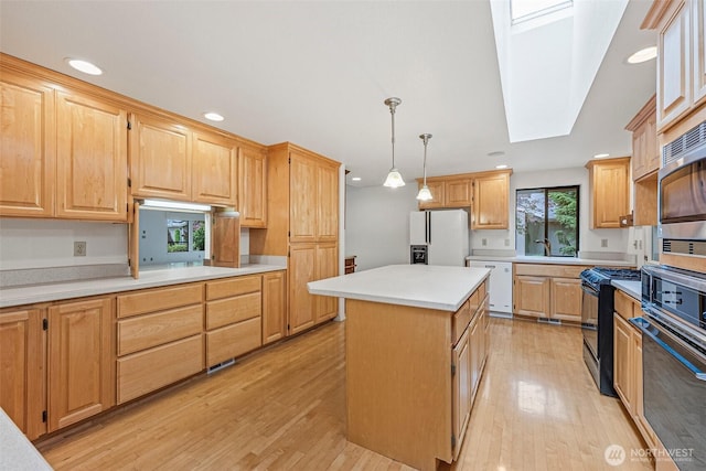 11207 Lake Steilacoom Dr SW, Lakewood, WA 98498 - photo 15