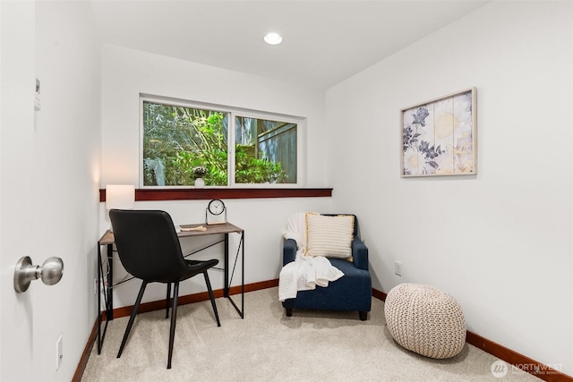 672 NE 40th St, Seattle, WA 98105 - carpeted office space with baseboards and recessed lighting