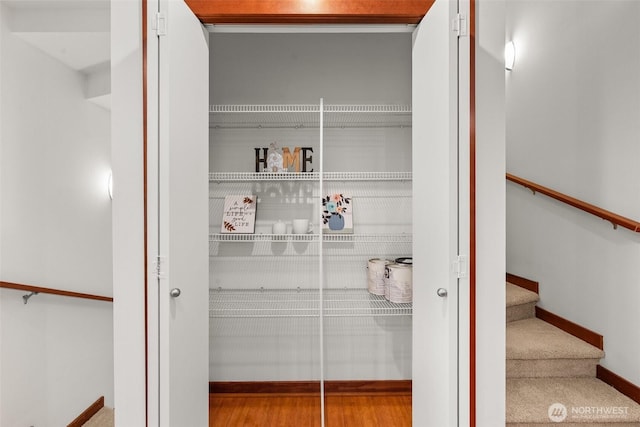 672 NE 40th St, Seattle, WA 98105 - view of closet