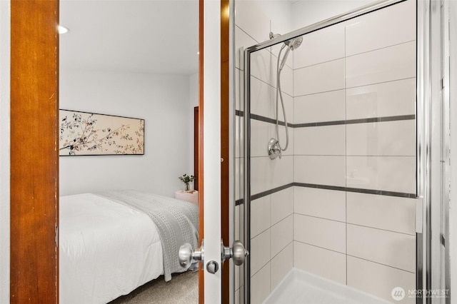 672 NE 40th St, Seattle, WA 98105 - ensuite bathroom featuring a stall shower