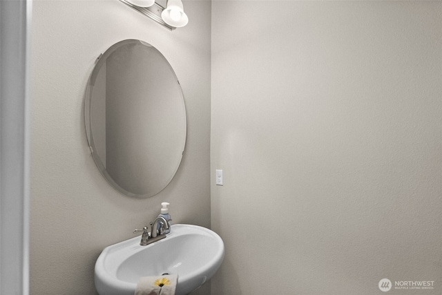 4415 Goldcrest Dr NW, Olympia, WA 98502 - bathroom featuring a sink