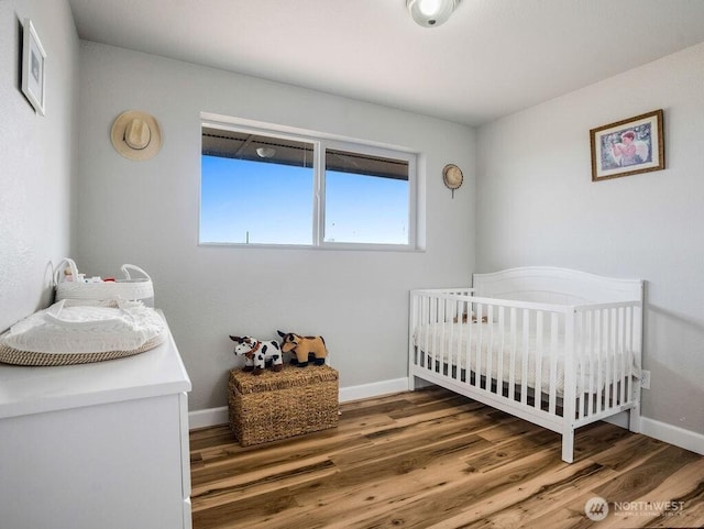 13576 NE Rd 10, Moses Lake, WA 98837 - bedroom with wood finished floors and baseboards