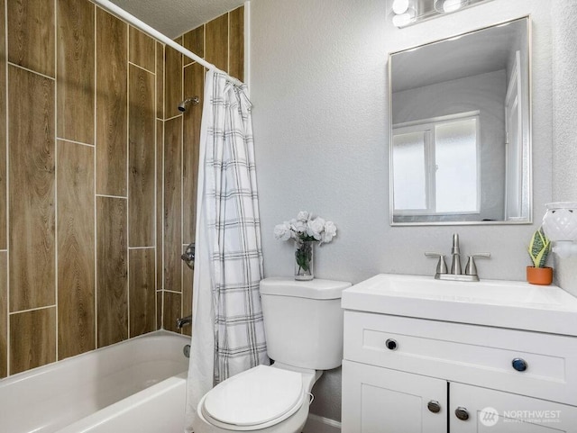 13576 NE Rd 10, Moses Lake, WA 98837 - bathroom featuring toilet, shower / bath combination with curtain, and vanity