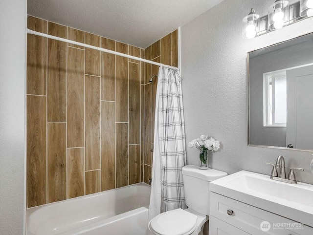 13576 NE Rd 10, Moses Lake, WA 98837 - bathroom featuring toilet, shower / tub combo, vanity, and a textured wall