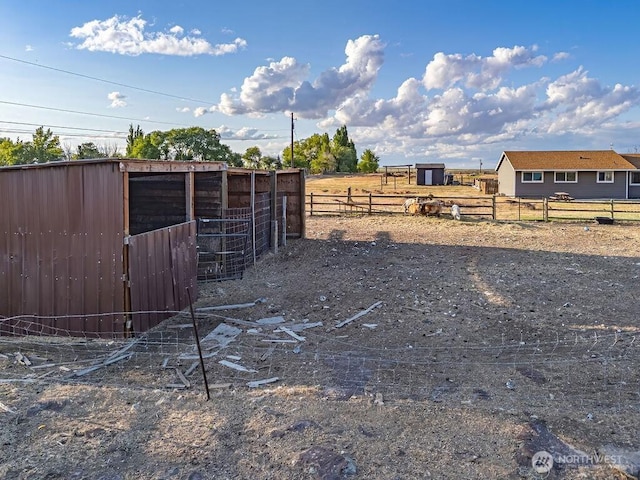 13576 NE Rd 10, Moses Lake, WA 98837 - view of yard featuring an exterior structure and an outdoor structure