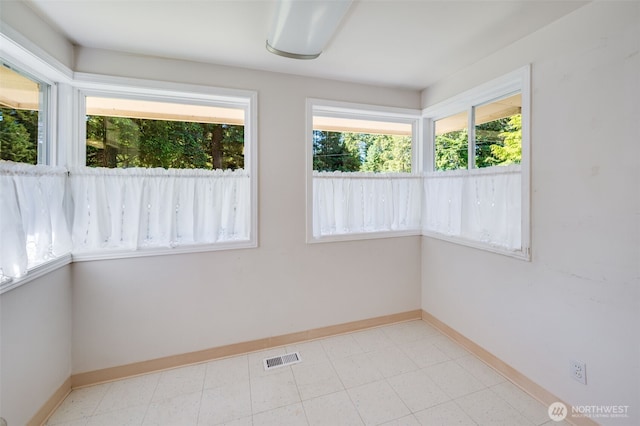 11319 86th Ave E, Puyallup, WA 98373 - view of unfurnished sunroom