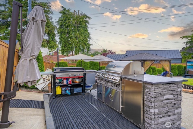 11031 Cornell Ave S, Seattle, WA 98178 - view of patio