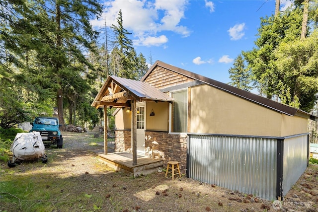 131 Horse Heaven Rd, Cle Elum, WA 98922 - view of side of home featuring stone siding