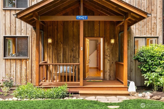 14427 Silven Ave NE, Bainbridge Island, WA 98110 - entrance to property with board and batten siding