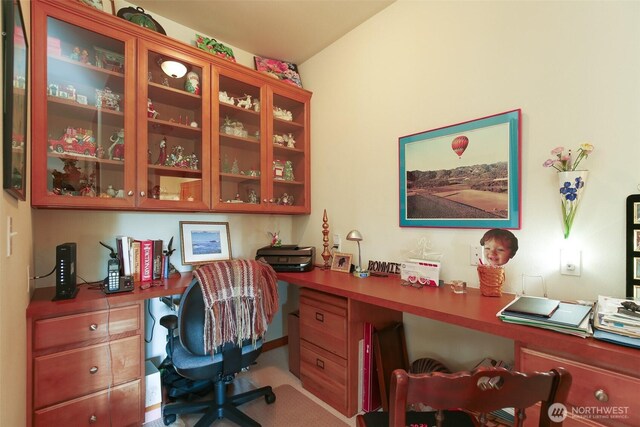 1770 SW Aberdeen Ct, Oak Harbor, WA 98277 - office featuring built in study area