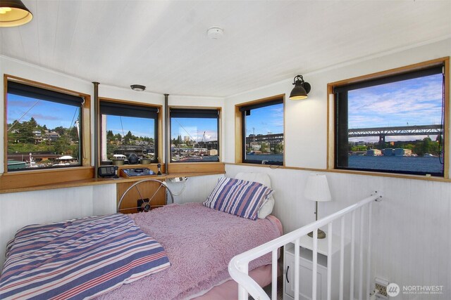 2401 N Northlake Way Unit B13, Seattle, WA 98103 - view of bedroom