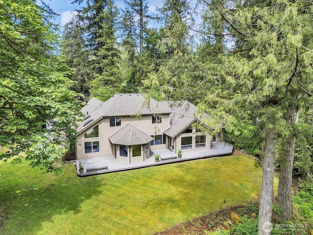 44611 SE 72nd St, Snoqualmie, WA 98065 - rear view of house featuring a deck and a yard