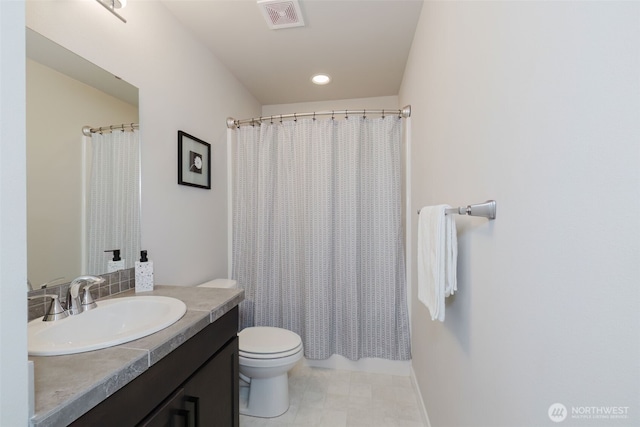9422 Fairhaven Cir NE, Bremerton, WA 98311 - bathroom with vanity, toilet, a shower with curtain, and recessed lighting