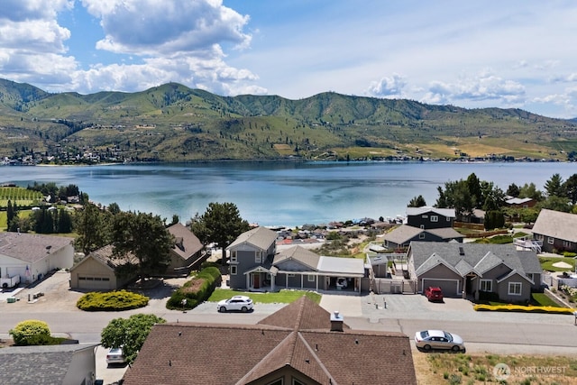 205 Butte Rd, Chelan, WA 98816 - aerial view of residential area with a water and mountain view
