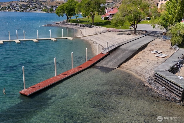 205 Butte Rd, Chelan, WA 98816 - drone / aerial view of a large body of water