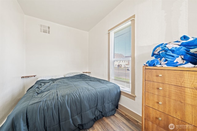 403 1st Ave S, Kent, WA 98032 - bedroom featuring wood finished floors and baseboards