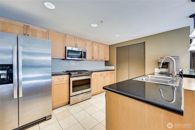 2929 1st Ave Unit 720, Seattle, WA 98121 - photo 25