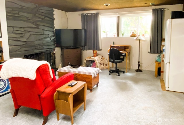 31405 10th Ave S, Federal Way, WA 98003 - living room featuring carpet flooring