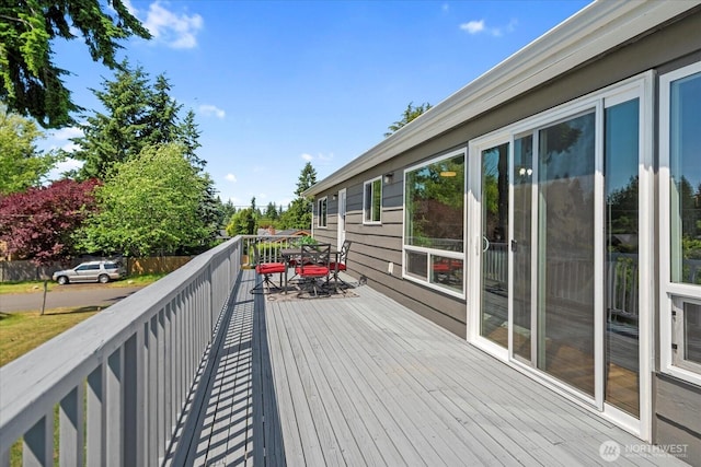 22606 87th Ave W, Edmonds, WA 98026 - deck featuring outdoor dining space