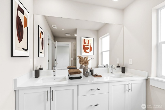 13473 NE 105th Ct Unit 12, Kirkland, WA 98033 - full bath with double vanity