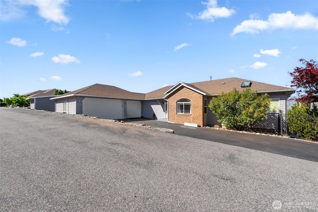 1809 Briarwood Pl, Wenatchee, WA 98802 - ranch-style house with brick siding