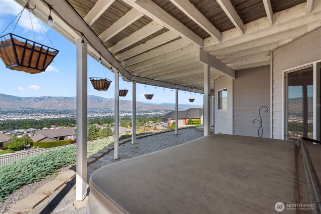 1809 Briarwood Pl, Wenatchee, WA 98802 - view of patio featuring a mountain view