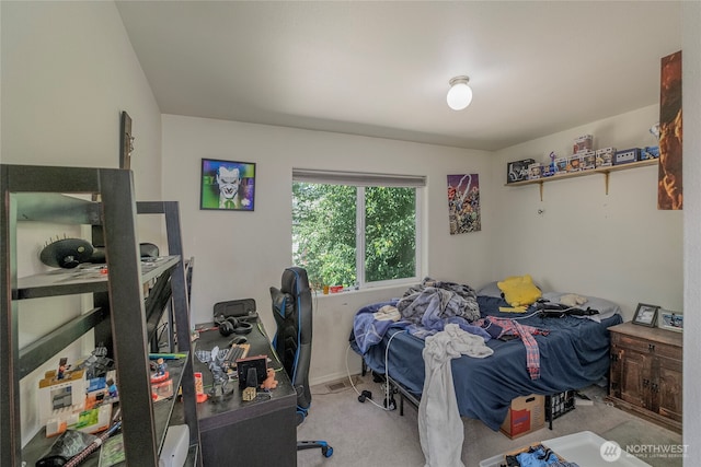 1722 Lincoln Park Cir, Wenatchee, WA 98801 - bedroom with carpet floors