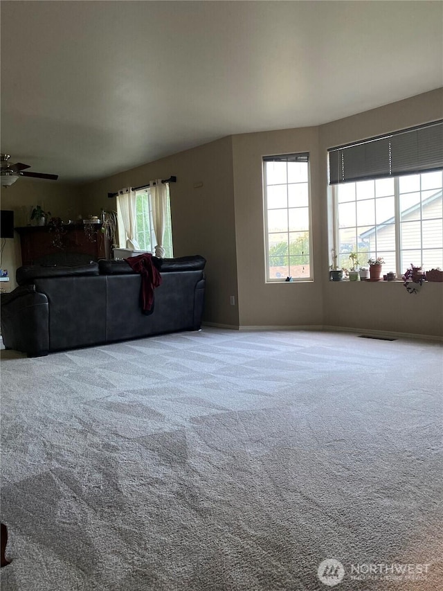 1722 Lincoln Park Cir, Wenatchee, WA 98801 - living room with carpet floors and ceiling fan
