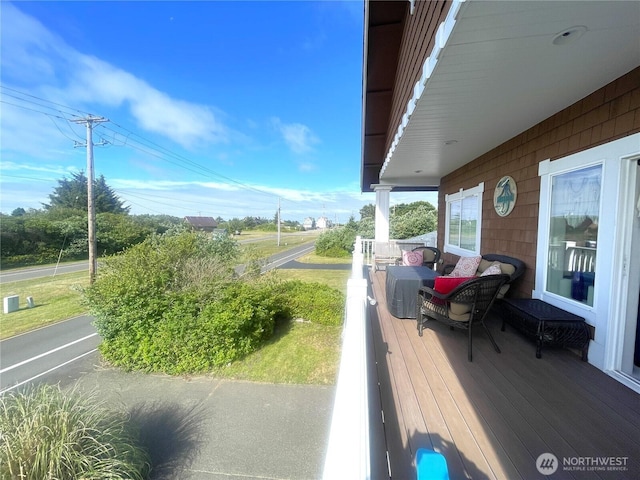 208 Taurus Blvd SW, Ocean Shores, WA 98569 - view of deck