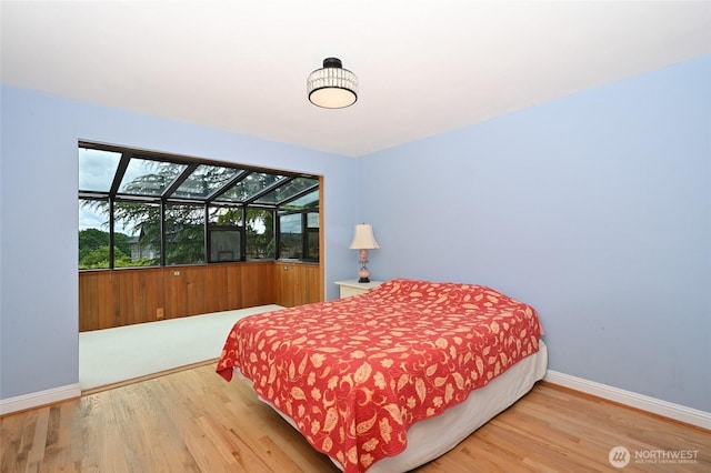 4245 Williams Ave W, Seattle, WA 98199 - bedroom featuring light wood finished floors and baseboards