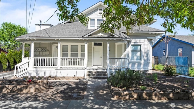 309 E Sumach St, Walla Walla, WA 99362 - view of front of house with covered porch and a shingled roof