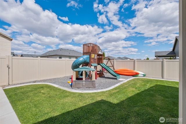 301 K St NE, Quincy, WA 98848 - view of playground