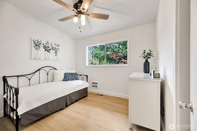 1302 Park Ave, Snohomish, WA 98290 - bedroom featuring light wood-style floors and ceiling fan