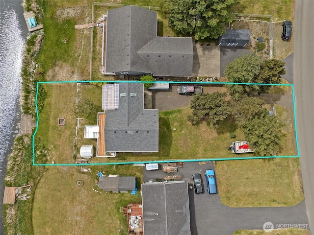 177 N Razor Clam Dr SW, Ocean Shores, WA 98569 - aerial view of property's location with property parcel outlined and a nearby body of water