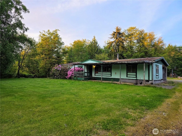 5781 Hobson Rd, Bow, WA 98232 - view of front facade featuring a front yard