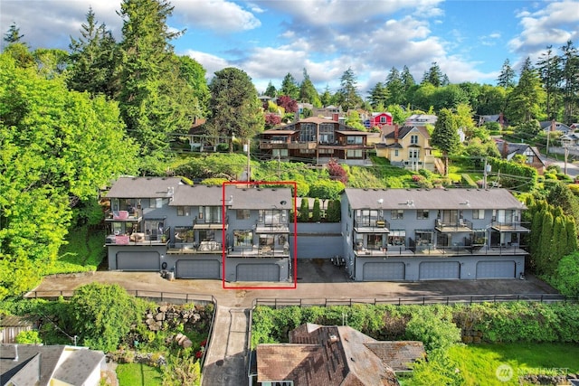 817 Kitsap St, Port Orchard, WA 98366 - aerial perspective of suburban area featuring property boundaries highlighted