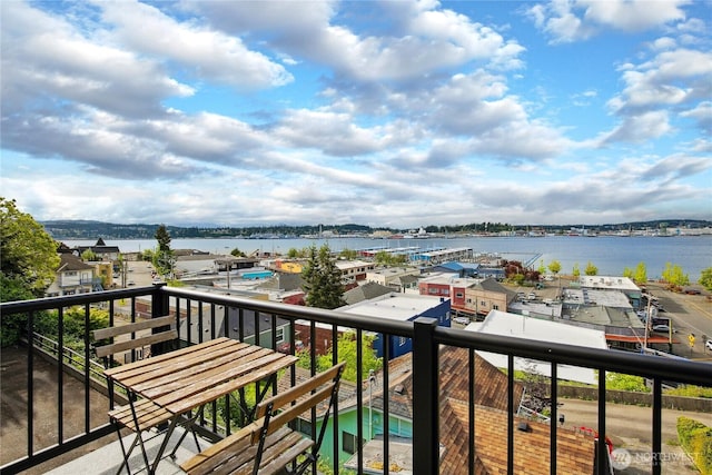 817 Kitsap St, Port Orchard, WA 98366 - balcony with a water view
